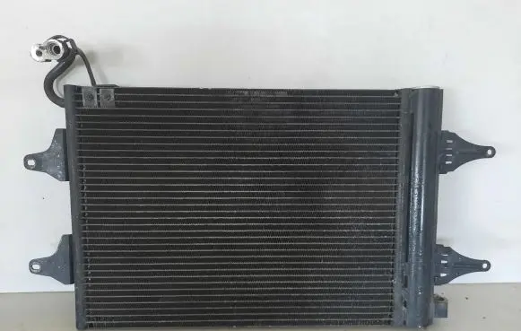 Volkswagen Polo IV 9N3 Air conditioning (A/C) radiator (interior) 