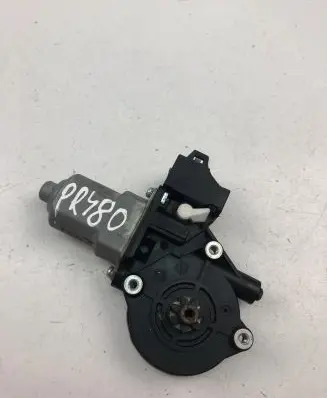Nissan Leaf I (ZE0) Rear door window regulator motor 82730CV01B