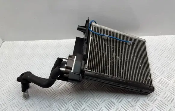 Air conditioning (A/C) radiator (interior)