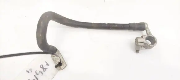 Volkswagen Jetta V Positive cable (battery)