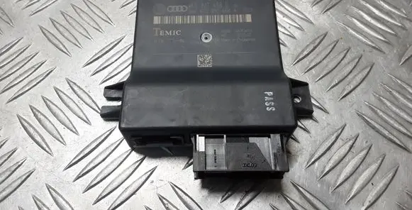 Audi A6 S6 C6 4F Gateway control module 4F0907468D 4F0910468A