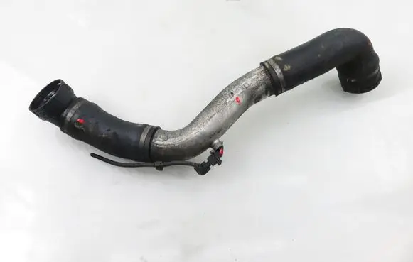 BMW 5 E60 E61 Intercooler hose/pipe 7790090
