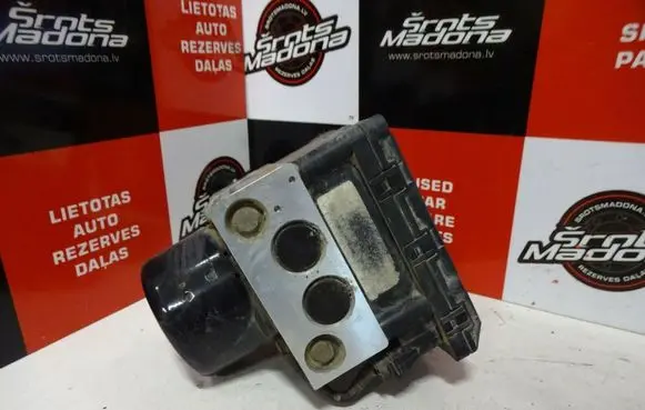 Volkswagen Golf IV ABS Pump 1J0907379P