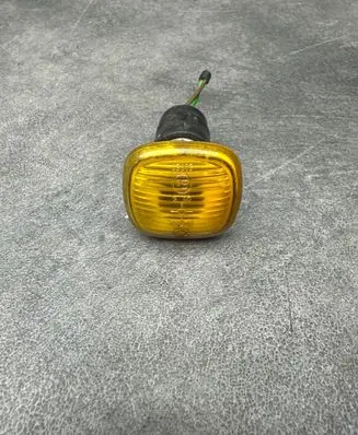 Audi A4 S4 B5 8D Front fender indicator light 4D0949127B