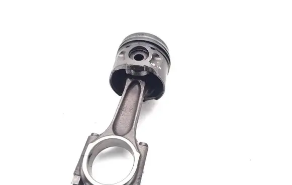 Peugeot 407 Piston with connecting rod RHR