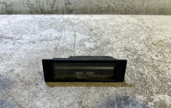 Mini Cooper Countryman R60 Number plate light 0465700