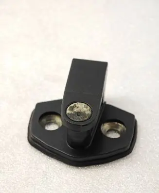 BMW 3 E36 Front door lock loop/hook striker 8122299