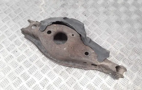 Toyota Avensis T270 Rear upper control arm/wishbone