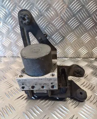 Renault Megane II ABS Pump 8200038695 0265231300 474L1011003