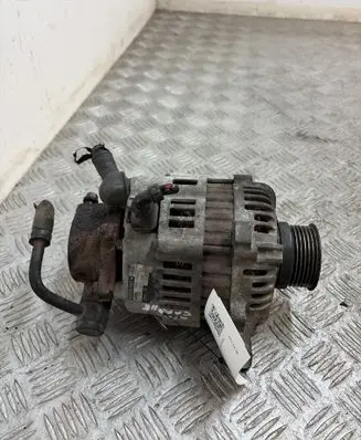 KIA Carens I Generator/alternator 3730027020 021319261 37300