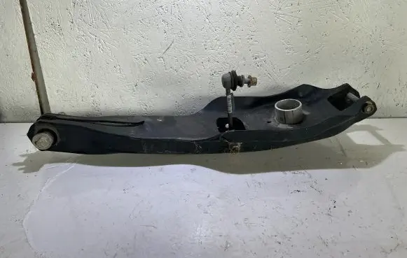 Jeep Cherokee Rear upper control arm/wishbone