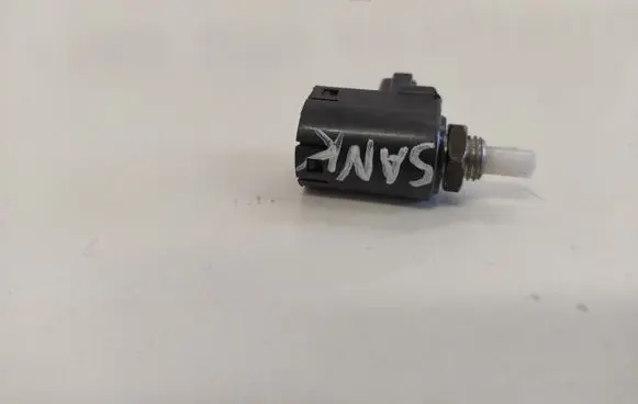 Clutch pedal sensor