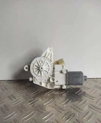 Mercedes-Benz ML W164 Front door window regulator motor A2518200742 997082102
