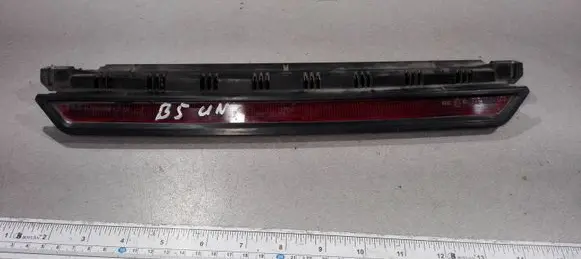 Volkswagen PASSAT B5 Third/center stoplight 3B9945097A