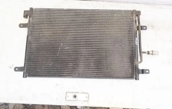 Audi A4 S4 B7 8E 8H A/C cooling radiator (condenser)