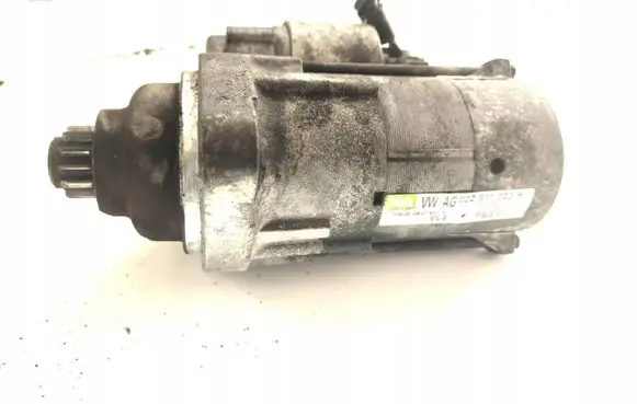 Skoda Fabia Mk2 (5J) Starter motor 022911023H