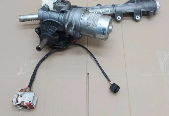 Renault Twingo III Steering rack 490015291R