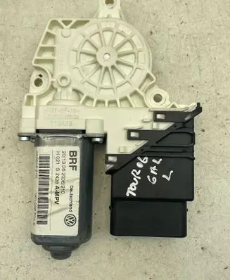 Volkswagen Touran I Rear door window regulator motor H021S2428A 1K0959703E 995928210