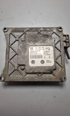 Opel Zafira B Engine control unit/module 55564081 S0700604 5WK9425
