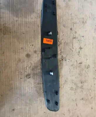 Renault Clio V Tailgate trim 909046254R