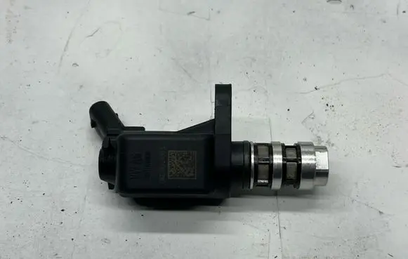 Volkswagen T-Cross Oil pressure sensor 04E906455S