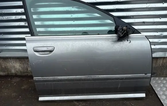 Audi A8 S8 D3 4E Front door