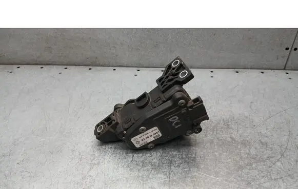 Renault Clio III Accelerator pedal position sensor 8200089851
