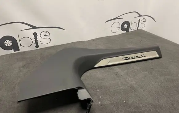 Maserati Levante Front sill trim cover 670047750 670047749 670047748