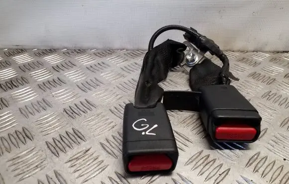 Toyota Auris E180 Rear seatbelt buckle 308826110