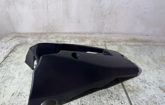 Volvo V40 Steering wheel column trim 1303815
