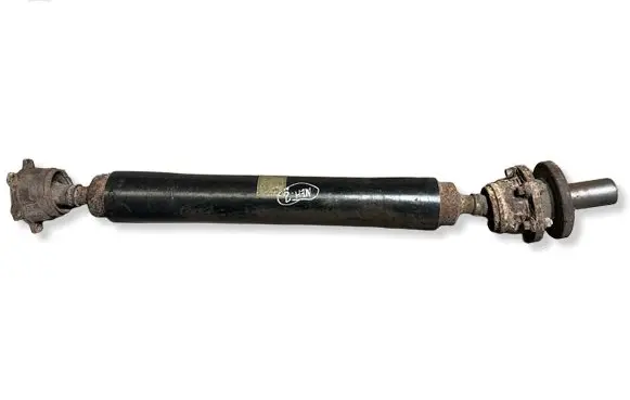 Mitsubishi Pajero Rear driveshaft/prop shaft MR498