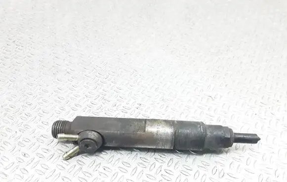Volkswagen II LT Fuel injector 074130201C
