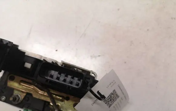 Jaguar S-Type Rear door lock 5W4A5426412DA 0161746
