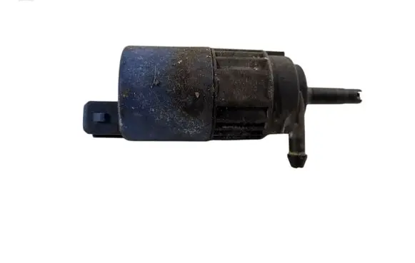 Volvo S40, V40 Windscreen/windshield washer pump 30899624