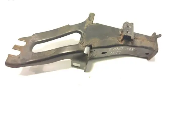 Volvo V60 Radiator support slam panel bracket 