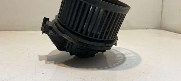 Ford Fiesta Heater fan/blower VP8E2H18456AB