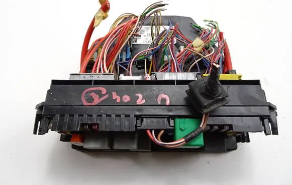 Mercedes-Benz C W204 SAM control unit A2049009701 A2044423700 A2049021601