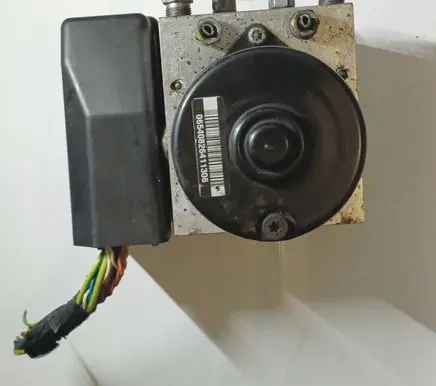 Peugeot 207 CC ABS Pump 9662295880 10096011873 10039929754