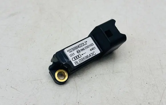 Audi A3 S3 8L Airbag deployment crash/impact sensor 8L0959643C 0230904222L2 250103