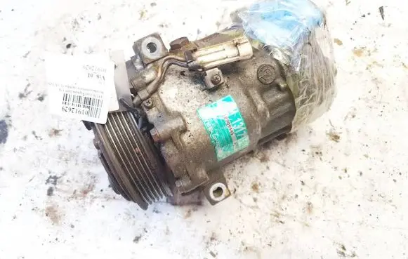 Opel Signum Air conditioning (A/C) compressor (pump) 13171593