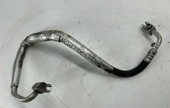 Chrysler Pacifica Air conditioning (A/C) pipe/hose 68227756AB