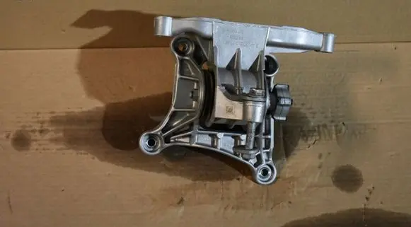 Porsche Boxster 982 Engine mount vacuum valve 9A23750119A2375146