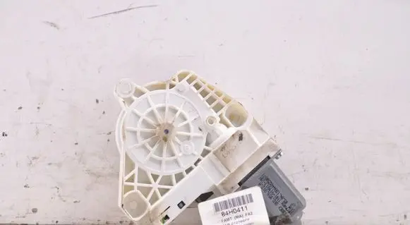 Audi Q3 8U Rear door window regulator motor 8K0959812A
