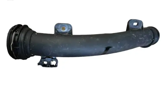 Opel Crossland X Turbo air intake inlet pipe/hose 9817416680