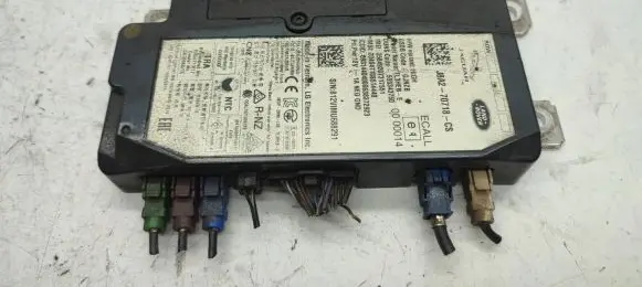 Jaguar XF X260 Central body control module J8A2-70718-CS