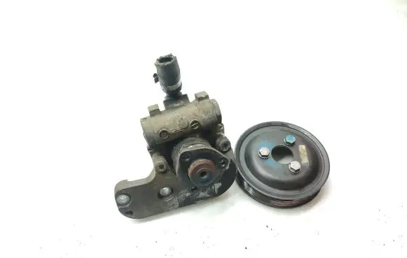 BMW 3 E90 E91 Power steering pump 6788838 7810898 678883803