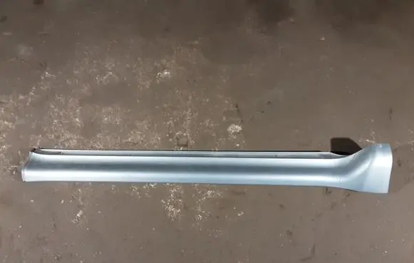 Mitsubishi Pajero Sill MR478770