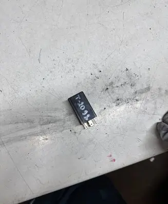 Mercedes-Benz A W169 Glow plug pre-heat relay V420401