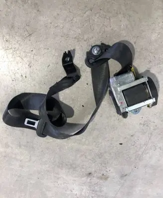 Skoda Rapid (NH) Front seatbelt 5JA857702B