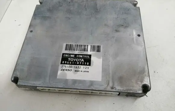Toyota Prius (XW20) Engine control unit/module 8966147110 2751001632